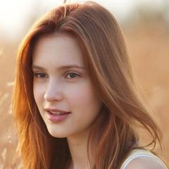 Alexia Fast