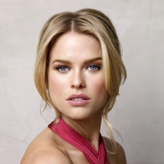 Alice Eve