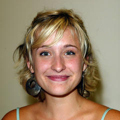 Allison Mack