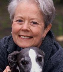 Annette Crosbie