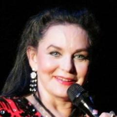 Crystal Gayle