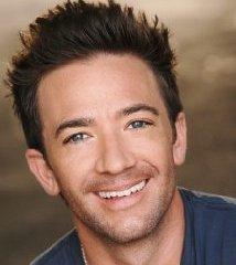 David Faustino