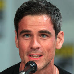 Eddie Cahill