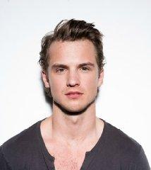 Freddie Stroma