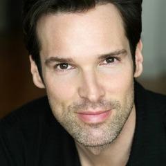 Hugh Panaro