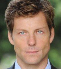 Jamie Bamber