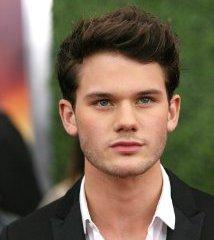 Jeremy Irvine