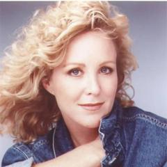 Joanna Kerns