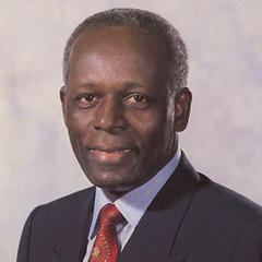 Jose Eduardo Dos Santos