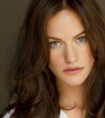 Kelly Overton