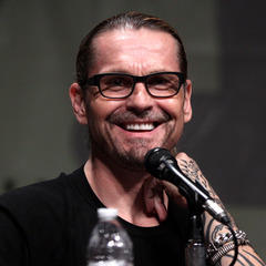 Kurt Sutter