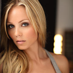 Laura Vandervoort