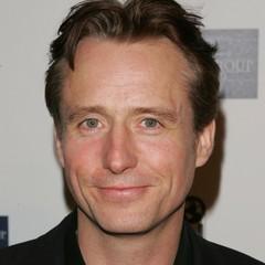 Linus Roache