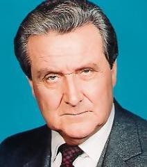 Patrick Macnee