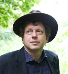 Peter F. Hamilton