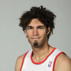 Robin Lopez