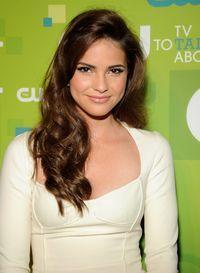 Shelley Hennig