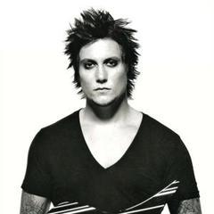 Synyster Gates